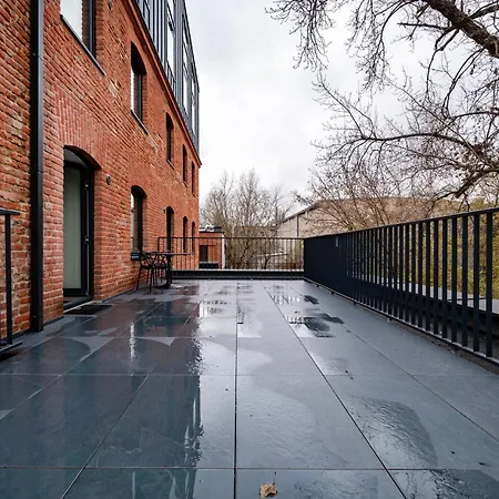 Apartament Downtown - Parking&balcony - By Rentujemy *