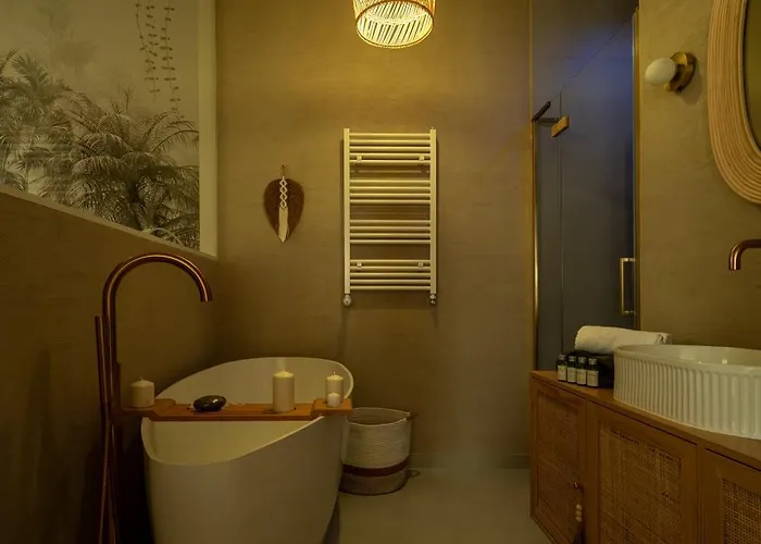 Apartman Downtown - Parking & Balcony - By Rentujemy