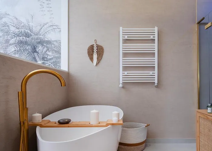 Apartament Downtown - Parking&balcony - By Rentujemy Łódź